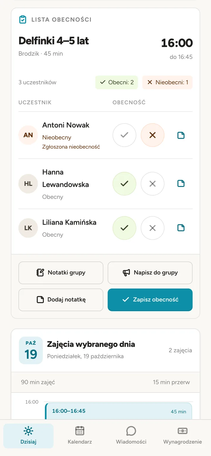 Lista obecności w telefonie: zajęcia, obecni i zgłoszona nieobecność.