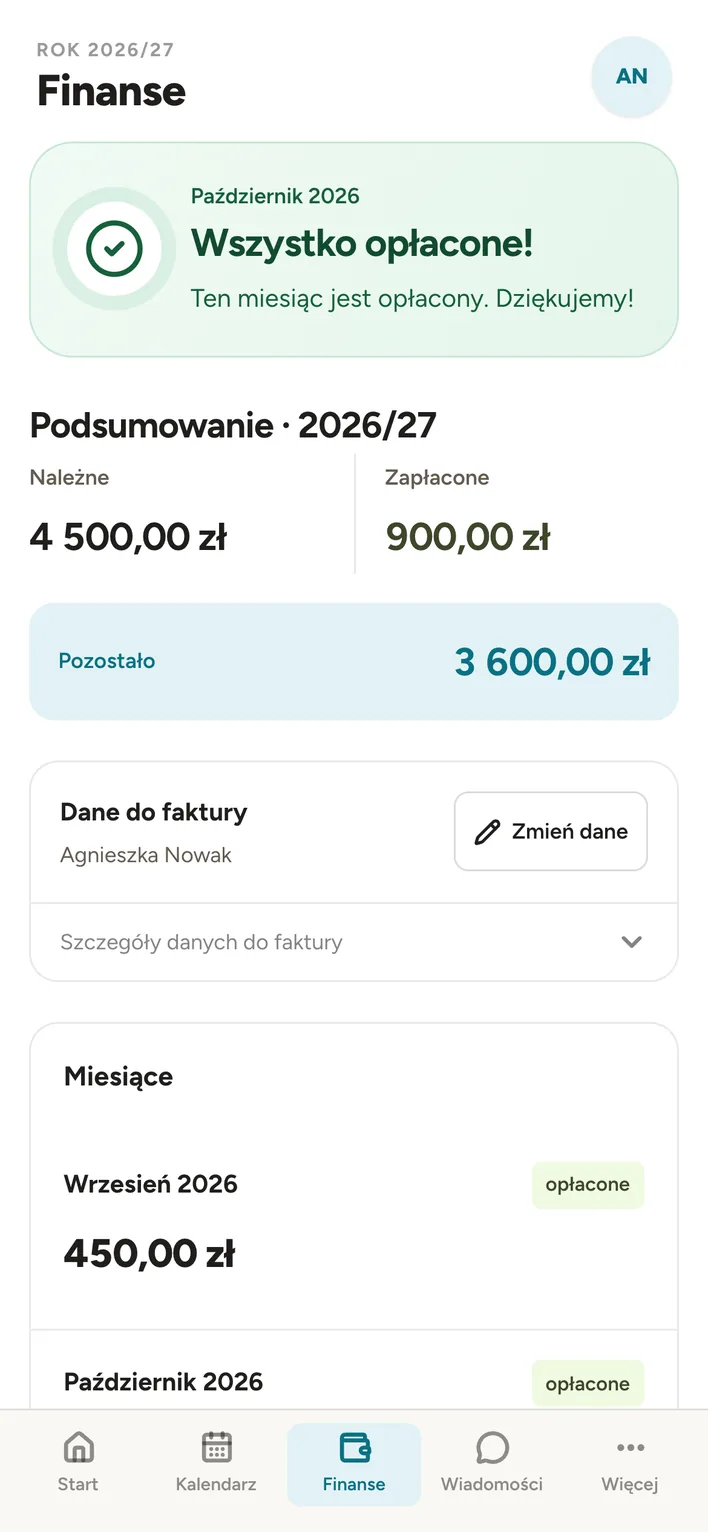 Finanse rodzica w telefonie: podsumowanie roku, dane do faktury i miesiące.